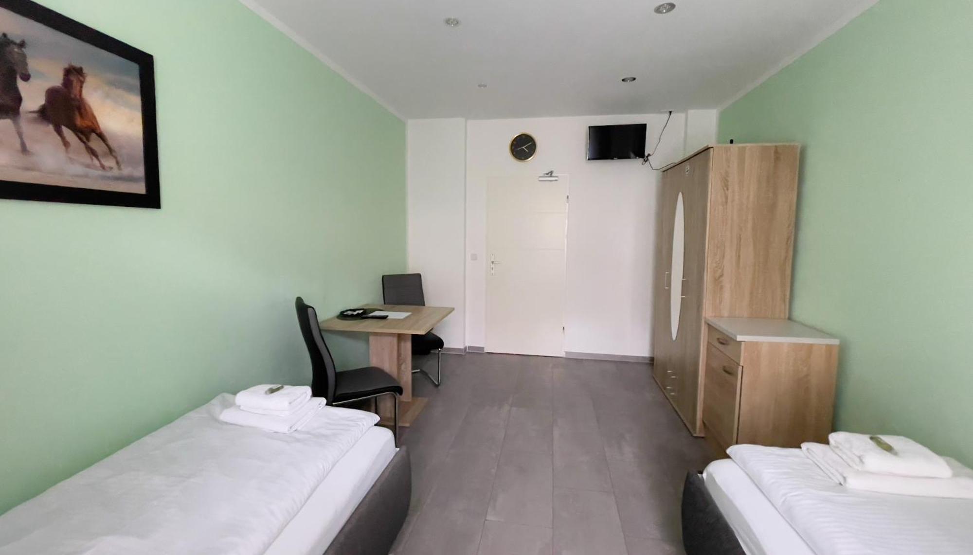 Motel Daria Hennigsdorf Berlin الغرفة الصورة